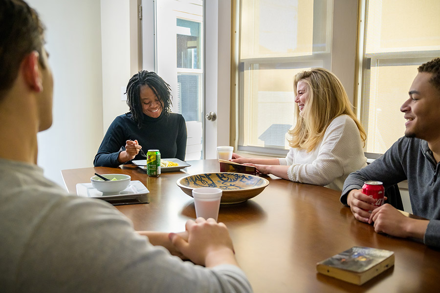 group of patients at meal time together talking about detoxing from codeine in Atlanta